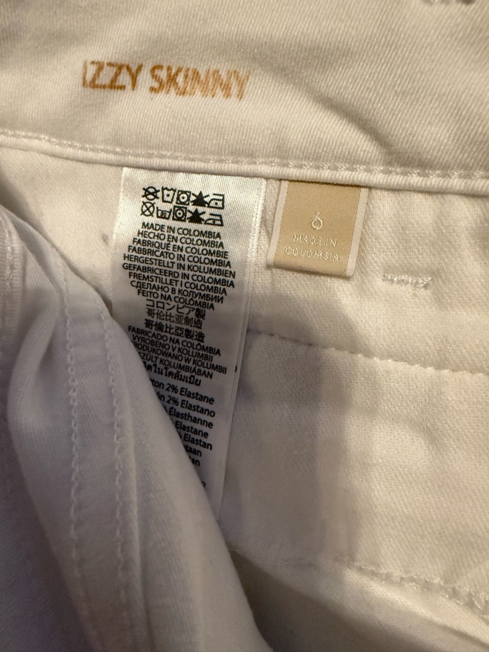 Michael Kors White Skinny Jeans with Gold Logo Detail - Picture 3 of 6